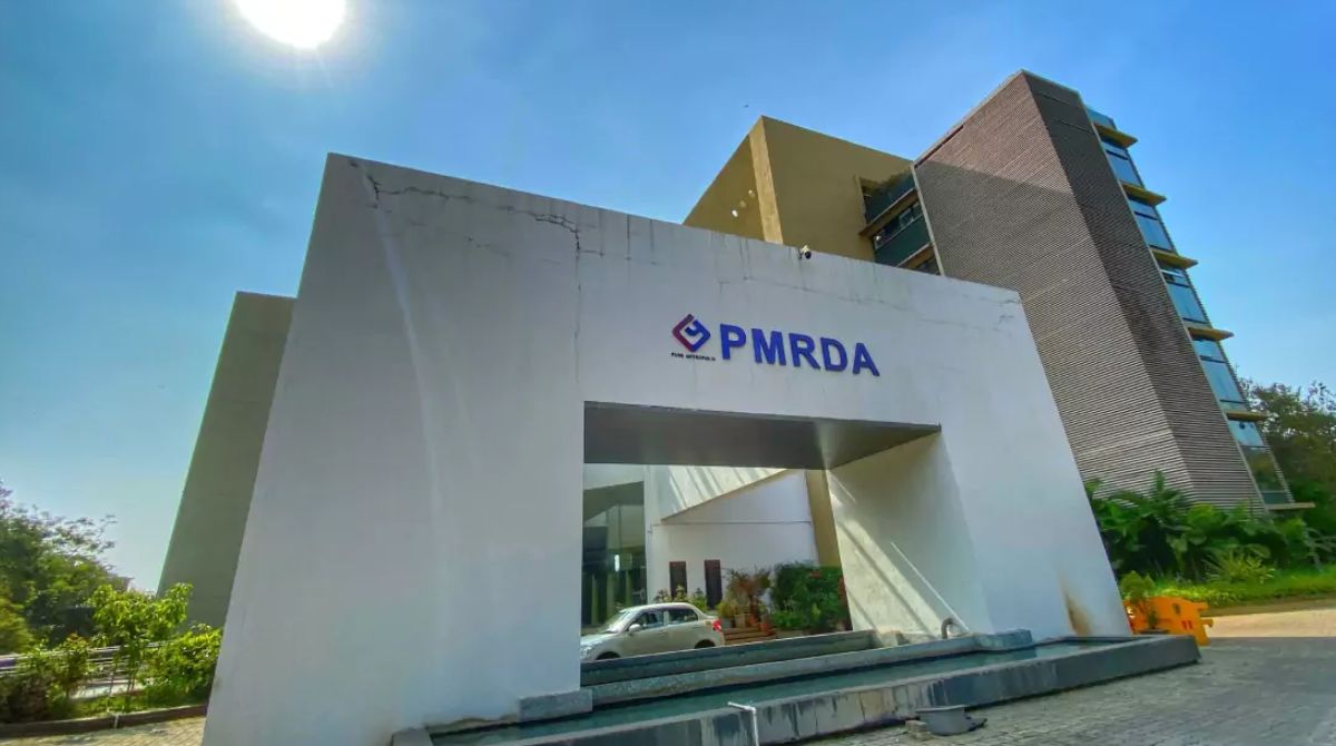 पीएमआरडीएच्या विकास परवानगी विभागातील कामाचे विकेंद्रीकरण