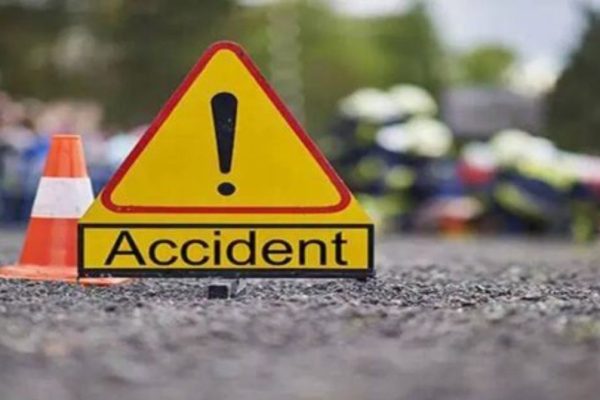 बीडमध्ये हृदयद्रावक अपघात; भरधाव कंटेनरने ६ जणांना चिरडलं, चौघांचा जागीच मृत्यू, दोघांची मृत्यूशी झुंज