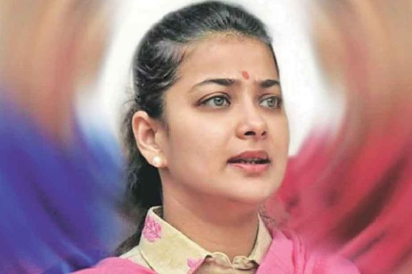 वक्तव्य डायव्हर्ट करण्यात भाजपा वस्ताद : खा. प्रणिती शिंदे