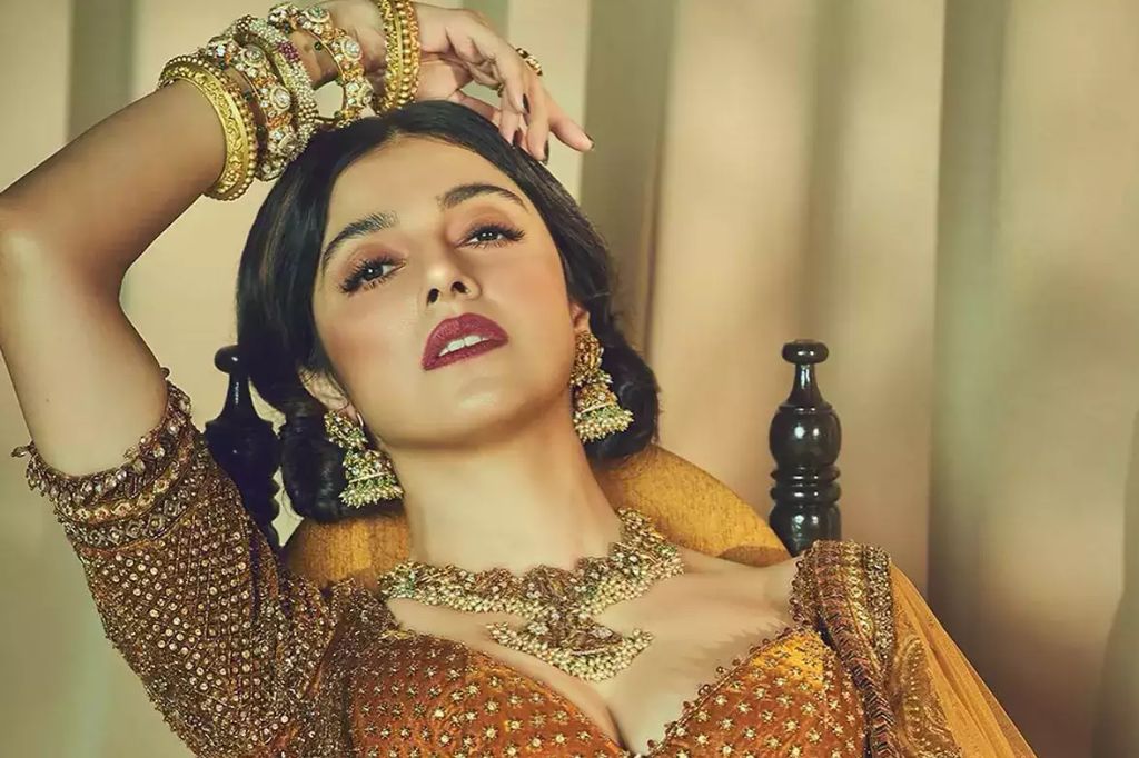 टी-सीरिजची मालकीन मॉडेलपेक्षा कमी सुंदर नाही!