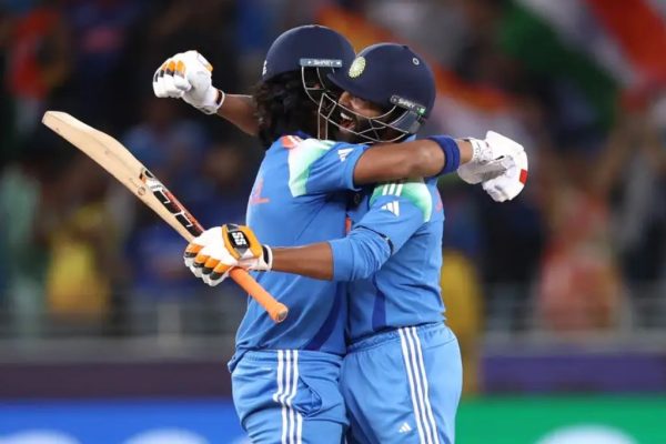 भारत चॅम्पियन्स ट्रॉफीच्या फायनलमध्ये; ऑस्ट्रेलियाचा चार गडी राखून पराभव