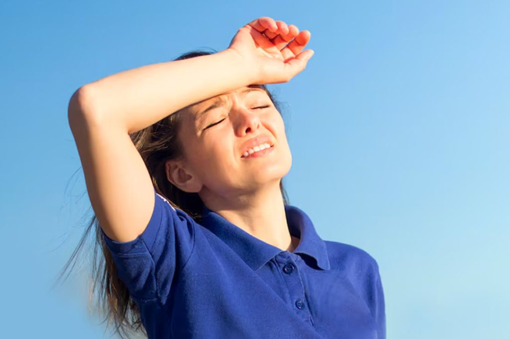 उष्माघात जीवघेणा ठरु नये यासाठी, अशी घ्या काळजी…