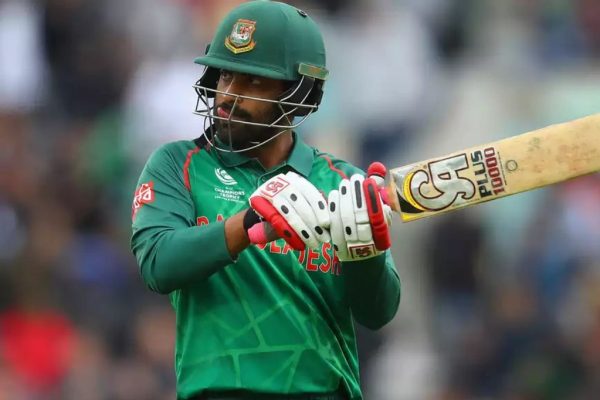 बांगलादेशचा माजी कर्णधार तमिम इक्बालला मॅच खेळताना हृदयविकाराचा झटका, रुग्णालयात उपचार सुरु