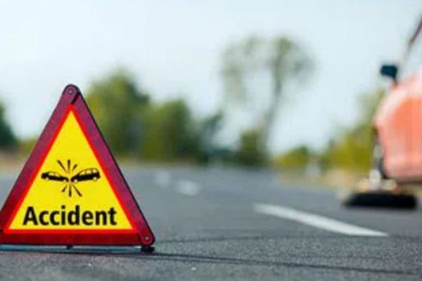 Samruddhi Mahamarg Accident: समृद्धी महामार्गावर इनोव्हा कारचा भीषण अपघात; 2 जणांचा मृत्यू