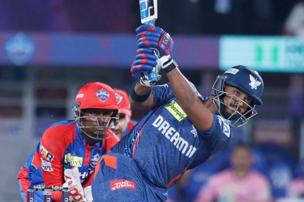 टी -ट्वेन्टीमध्ये निकोलस पूरनचे ६०० षटकार पूर्ण