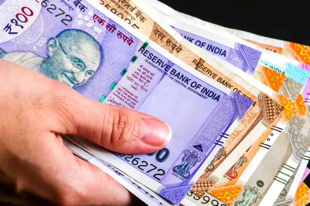 आठव्या वेतन आयोगात महागाई भत्ता शून्य? आयोग मोठ्या निर्णय घेण्याची शक्यता