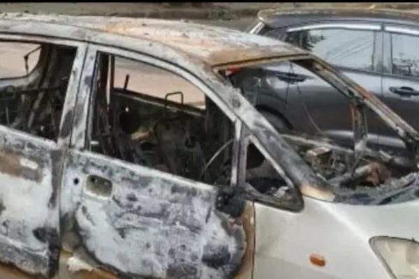 जुने वाहन स्वेच्छेने मोडीत काढल्यास नव्यासाठी १५ टक्के कर सवलत