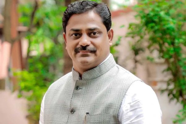 पुणे जिल्ह्यातील काँग्रेसच्या बालेकिल्ल्याला खिंडार; माजी आमदार संग्राम थोपटे पक्षाला रामराम करणार