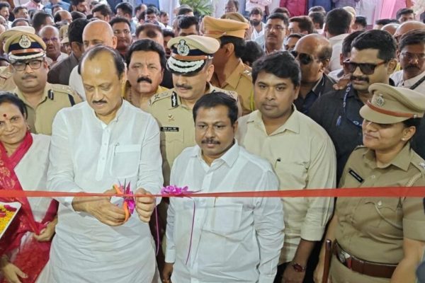 उपमुख्यमंत्री अजित पवार यांच्या हस्ते दापोडी पोलिस ठाण्याच्या नवीन इमारतीचे उद्घाटन