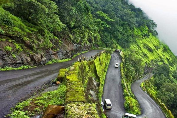 माळशेज घाटात स्कायवॉक उभारण्यासाठी महिन्याभरात एकत्रित प्रस्ताव सादर करा: उपमुख्यमंत्री अजित पवार