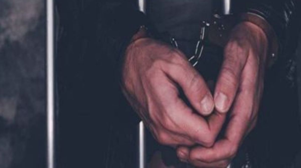 ‘प्रकरण मिटवण्यासाठी 5 कोटी लागतील’…. ईडीच्या उपसंचालकांना लाच घेताना रंगेहाथ पकडले