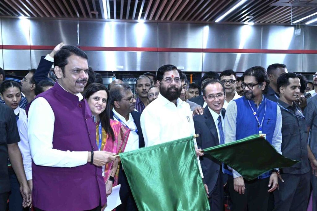 मेट्रो तीनच्या अंतिम मार्गाचे ऑगस्टमध्ये प्रधानमंत्री नरेंद्र मोदी यांच्या हस्ते लोकार्पण: मुख्यमंत्री देवेंद्र फडणवीस