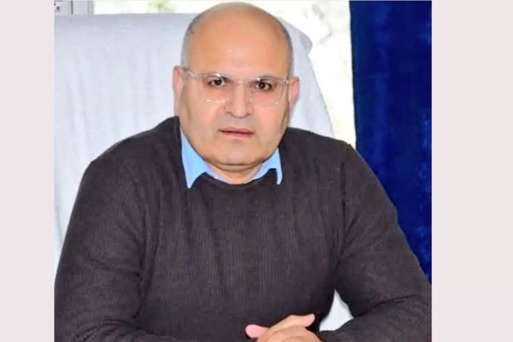 पाकिस्तानच्या गोळीबारात अतिरिक्त जिल्हा विकास आयुक्त राजकुमार थापांचा मृत्यू