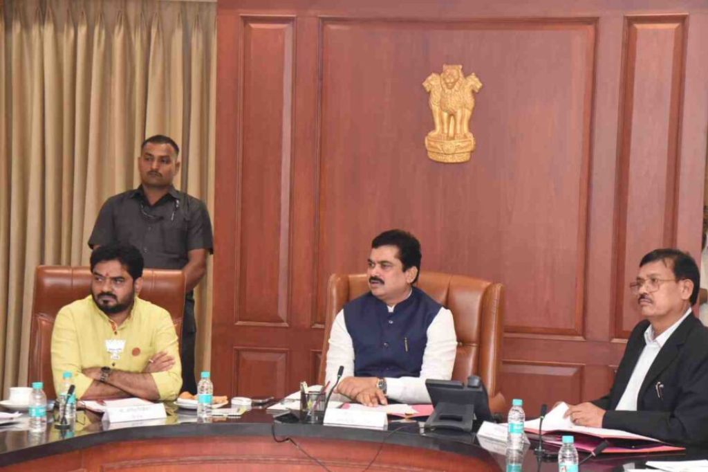 पुणे महानगरपालिका हद्दीत नव्याने समाविष्ट झालेल्या गावांना तातडीने योग्य प्रमाणात पाणीपुरवठा करण्याचे निर्देश