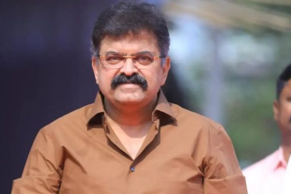 मोठी बातमी! आमदार जितेंद्र आव्हाड यांच्यावर पोलिसांची गाडी अडवण्याचा प्रयत्न केल्याप्रकरणी गुन्हा दाखल