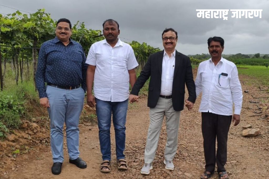 अनेक वर्षांपासून अतिक्रमित शीवरस्ता खुला; विभागीय आयुक्तांकडून सरपंचांचे कौतुक
