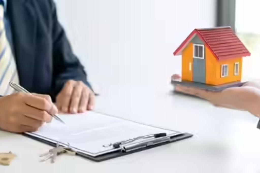 तुम्ही एकाच वेळी दोन Personal Loan घेऊ शकता का? जाणून घ्या काय सांगतात बँकेचे नियम…