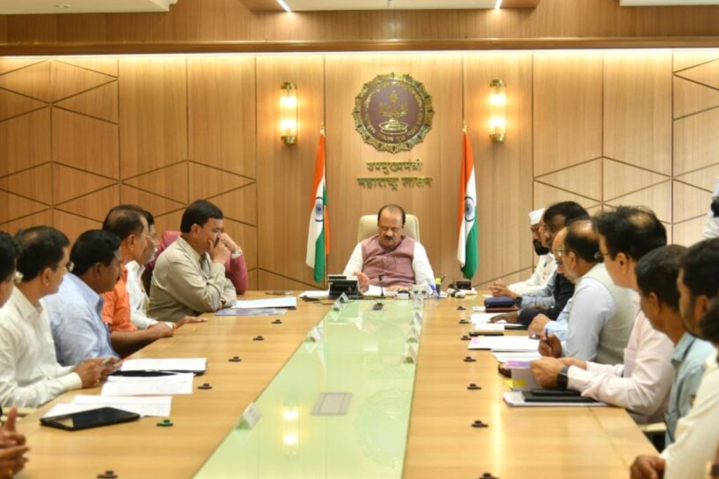 इंदापूर तालुक्यातील जंक्शन परिसरातील औद्योगिक क्षेत्रास वाढीव जमीन देण्यास शासन सकारात्मक