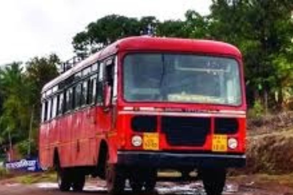 आषाढी एकादशीला प्रवासी सेवेसाठी येणाऱ्या सर्व एसटी कर्मचाऱ्यांसाठी मोफत भोजन व्यवस्था