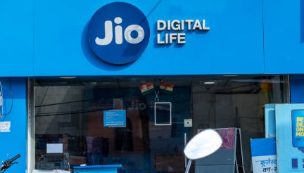 Jio-Airtel चा ग्राहकांना मोठा दणका; स्वस्तातील ‘हा’ पॅकच केला बंद, नवीन पॅक…