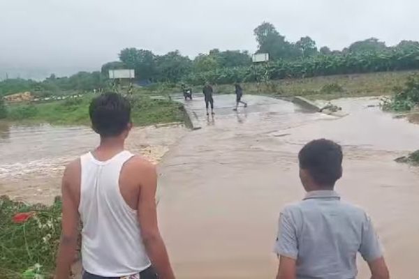Rain News : राज्यात पावसाचा हाहाकार; मराठवाड्यात 6 ठार, मुंबईत शाळांना सुट्टी, पुढील 48 तास महत्वाचे