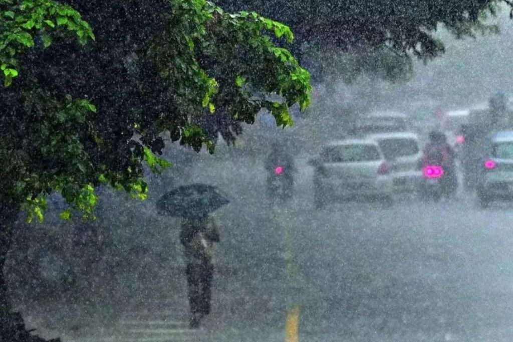 Pune Weather Alert: पुण्यात पुढील 48 तासांत मुसळधार पावसाचा इशारा; धरणसाठा जवळपास 100 टक्के भरला