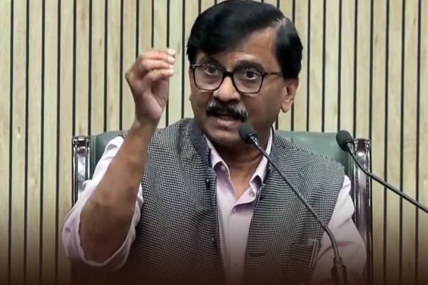 पहलगाम हल्ल्याप्रकरणी ठाकरे गट शिवसेनेची आक्रमक भूमिका; महिला शाखा राज्यात ‘सिंदूर रक्षा’ आंदोलन करणार