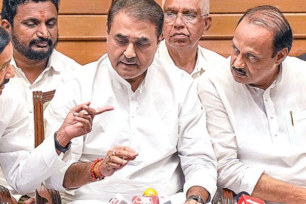 प्रफुल्ल पटेलांची मोठी घोषणा! मुंबईत महायुती; पण बाकी सर्व ठिकाणी राष्ट्रवादी काँग्रेस स्वबळावर लढणार