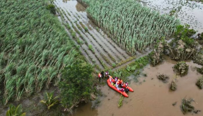 Maharashtra Flood : संभाजीनगरमध्ये चिमुकल्यांचा बळी; २ वर्षांची मुलगी अन् १० वर्षांचा मुलगा गेला वाहून