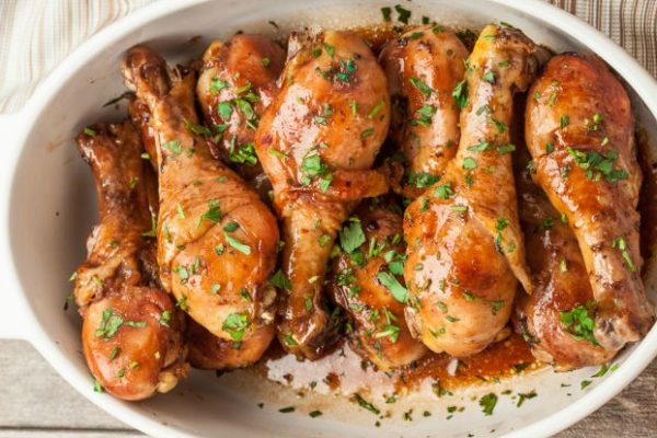 Thane News : चिकन खाल्ल्याने तीन वर्षांच्या चिमुकलीचा तडफडून मृत्यू, कुटुंबातील चार जण रुग्णालयात