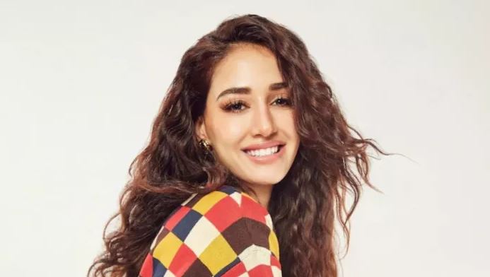 Disha Patani News : बॉलीवूडला धक्का! दिशा पाटनीच्या घराबाहेर गोळीबार, सलमान खानला धमकवणाऱ्या गँगने घेतली जबाबदारी