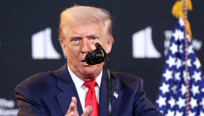 Donald Trump : ट्रम्प यांचा ‘टॅरिफ बॉम्ब’ सुरूच, आता हॉलिवूडला धक्का, विदेशी चित्रपटांवर १०० टक्के कर