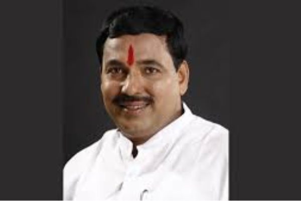 आमदार बापू पठारेंना मारहाण प्रकरण; बंडू खांदवेसह 10 ते 15 जणांवर गुन्हा दाखल