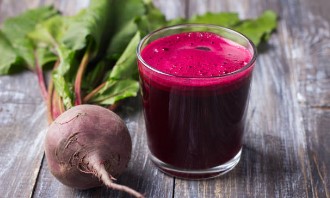 बीटरुटने मिळवा चमकदार त्वचा; पार्लरमध्ये हजारो रुपये खर्च करण्याची नाही आता गरज