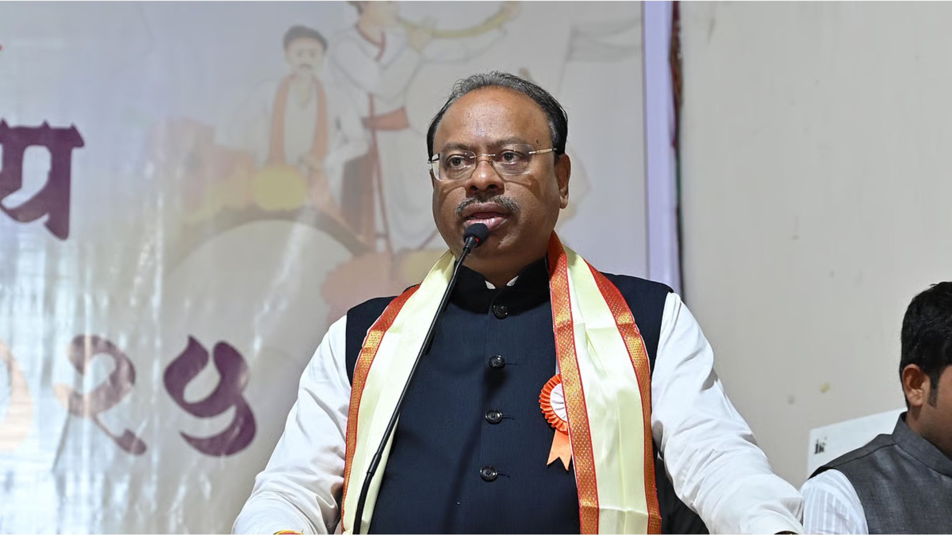 महसूल सेवकांना तलाठी भरतीत प्राधान्य मिळणार; महसूलमंत्री बावनकुळे यांची मोठी घोषणा