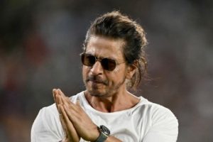 ‘धुरंधर’ची सगळीकडे चर्चाच चर्चा; सिनेमाच्या यशावर शाहरुख खानचे मात्र मौन