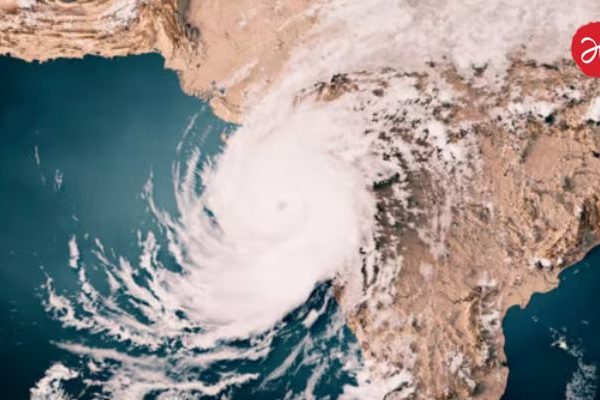 Cyclone Shakti ‘शक्ती’ तीव्र चक्रीवादळात रूपांतरित; महाराष्ट्राच्या किनारपट्टीला धोका, मुंबईसह सहा जिल्ह्यांसाठी रेड अलर्ट
