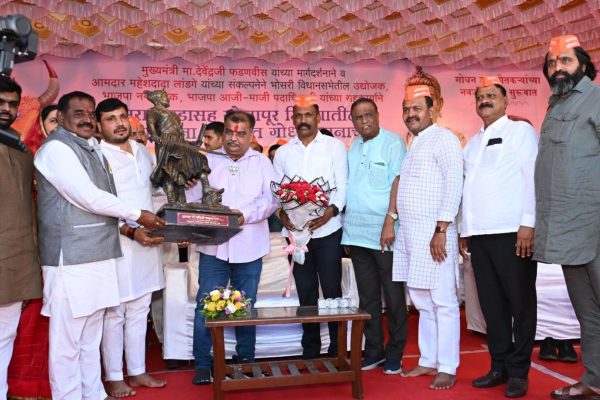 आस्मानी संकटात पिंपरी-चिंचवडकरांचा कायम ‘एक हात मदतीचा’; पूरग्रस्त शेतकऱ्यांना पहिल्या टप्प्यात 106 गायींचे दान