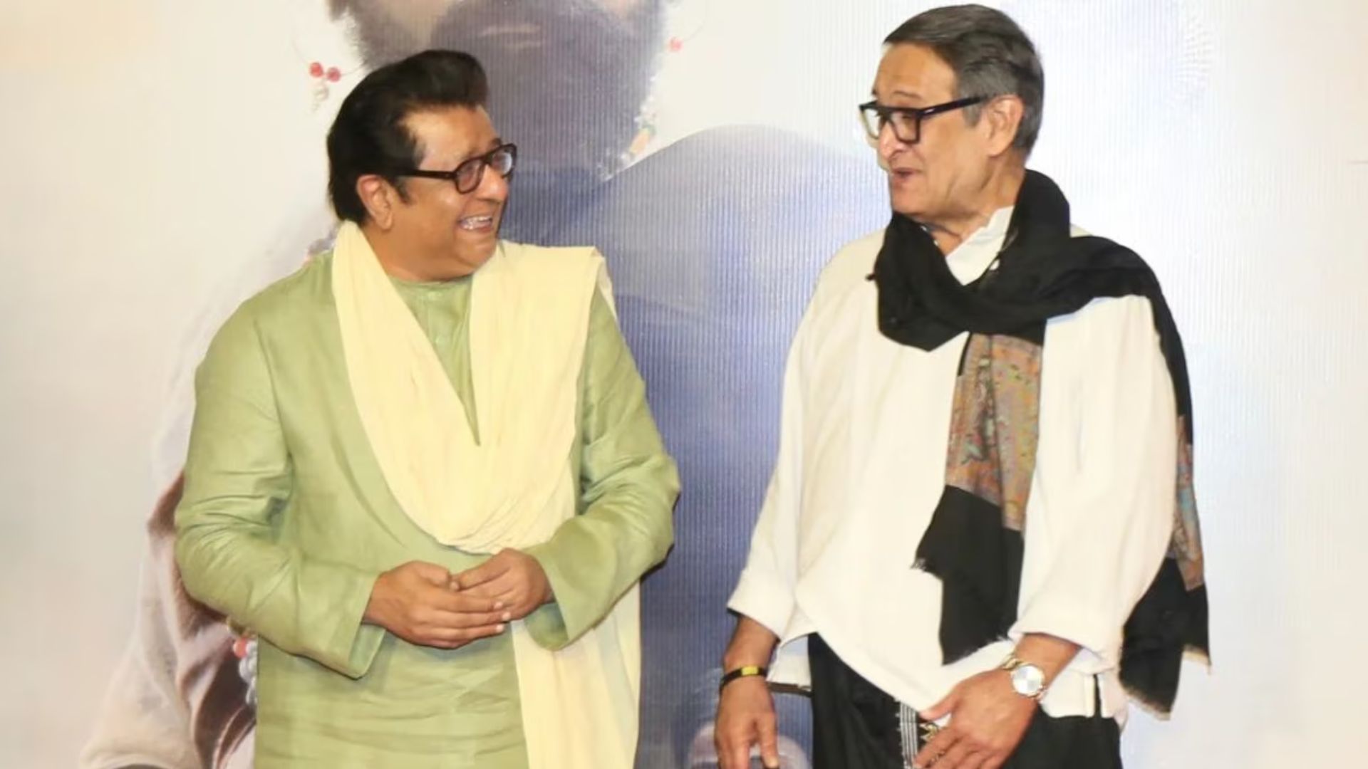 राज ठाकरेंमुळे बाळासाहेबांची ऑफर नाकारली; महेश मांजरेकरांकडून महाराष्ट्राच्या राजकारणातील मोठा गौप्यस्फोट