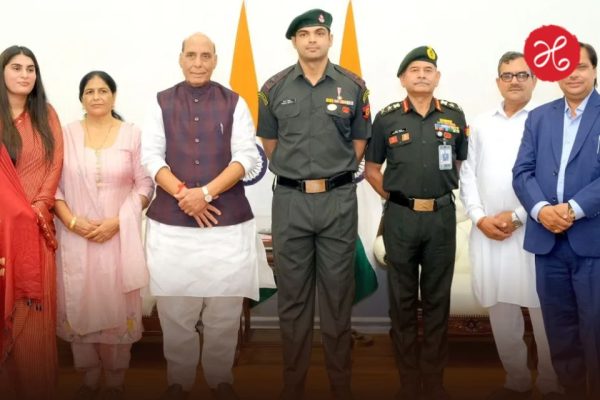 नीरज चोप्रा बनला लेफ्टनंट कर्नल! राजनाथ सिंह आणि लष्करप्रमुखांकडून मानद पदवी प्रदान