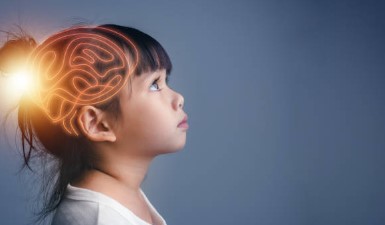 तुमच्या मुलांची घ्या काळजी ! ब्रेन स्ट्रोकचा चिमुकल्यांनाही उद्भवू शकतो धोका