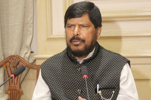 पुणे महापालिकेत रिपब्लिकन पक्षाला 20 जागा मिळाव्यात; रामदास आठवलेंची भाजपाकडे मागणी