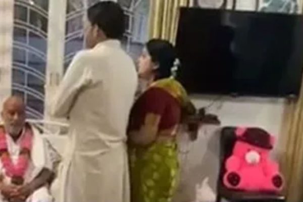 Pune: आयटी इंजिनिअरचे 14 कोटी लुबाडणाऱ्या भोंदूबाबाला अटक; वेदिका पंढरपूरकरसह तिघांना पोलिसांनी घेतलं ताब्यात