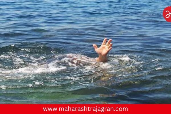 Raigad News : हॉलिबॉल खेळताना पाण्यात उतरला अन् काळाने गाठलं; पेणमध्ये 20 वर्षीय युवकाचा नदीत बुडून मृत्यू