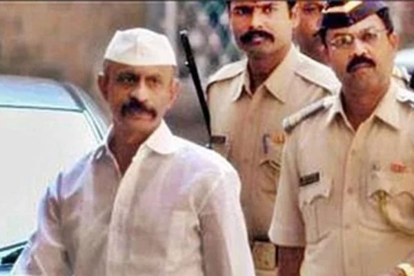 BMC Election 2026: अरुण गवळीच्या लेकी निवडणुकीच्या रिंगणात; दोन्ही लेकींनी दाखल केले उमेदवारी अर्ज