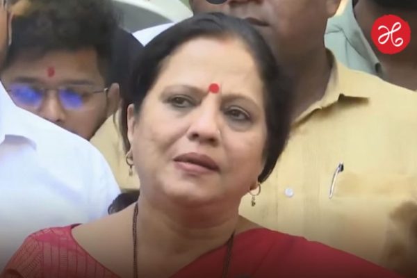 Devyani Pharande : नाशिकमध्ये भाजपचा अंतर्गत कलह चव्हाट्यावर ! देवयानी फरांदे यांना अश्रू अनावर; म्हणाल्या, ‘कार्यकर्त्यांचा बळी दिला जातोय’