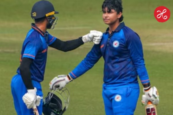 Vijay Hazare Trophy 2025: देशांतर्गत क्रिकेटमध्ये जागतिक विक्रम! 50 षटकांत 574 धावा, 14 वर्षांच्या वैभवने मोडला डिव्हिलियर्सचा वर्ल्ड रेकॉर्ड