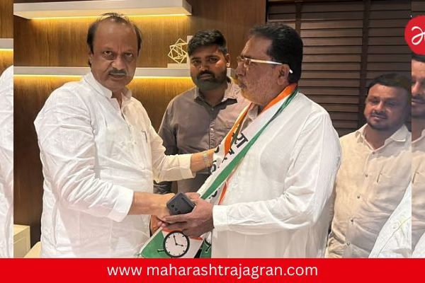 Pune Elections : पुण्यात काँग्रेसला मोठा धक्का, बड्या नेत्याने ४० वर्षांची साथ सोडली, अजित पवारांच्या राष्ट्रवादीत केला प्रवेश