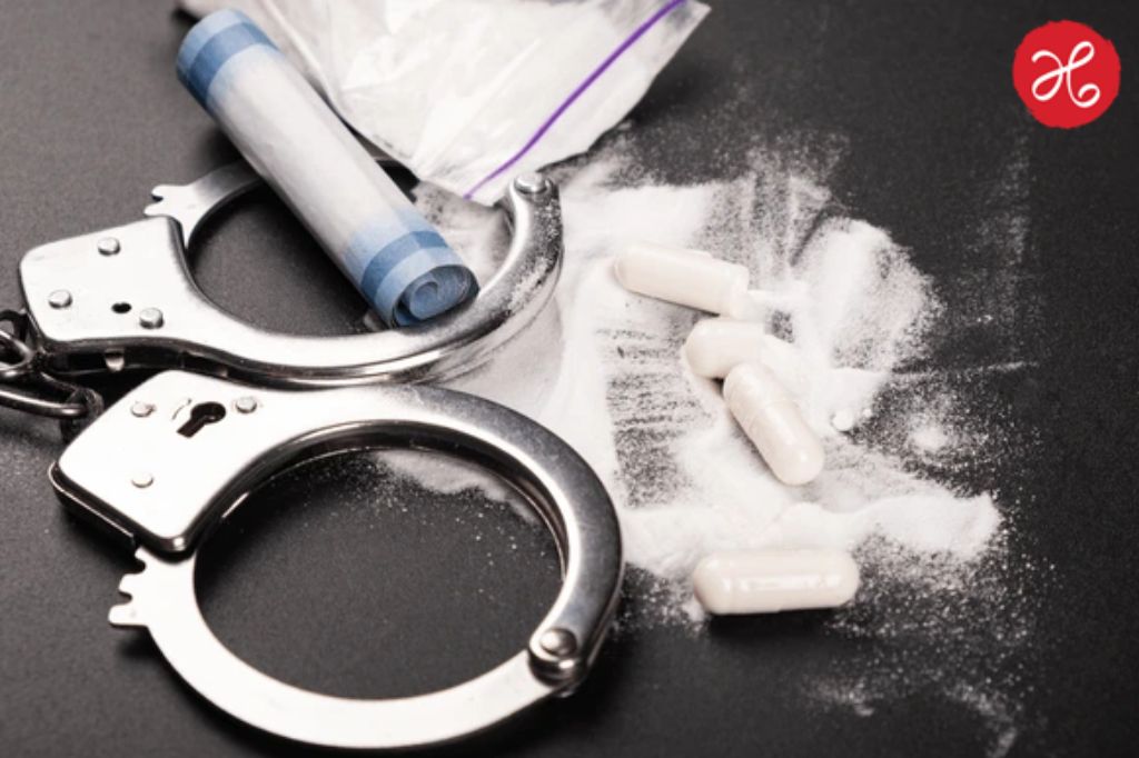 Pune Crime:  पुण्यात अमली पदार्थांचा मोठा साठा जप्त; पोलीस हवालदारच निघाला ड्रग रॅकेटचा सूत्रधार