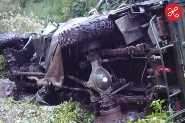 Doda Army Accident : जम्मू-काश्मीरमध्ये भीषण अपघात! लष्कराचे वाहन 200 फूट खोल दरीत कोसळले; 10 जवान शहीद
